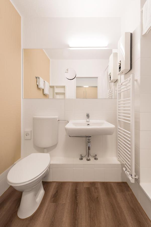 Teerhof58 Aparthotel BRE Екстериор снимка